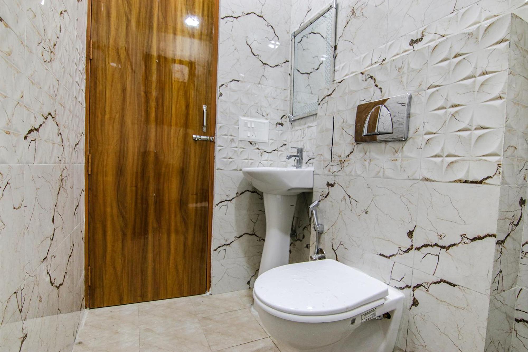 Fabhotel Hc South Crown Mohali Екстериор снимка