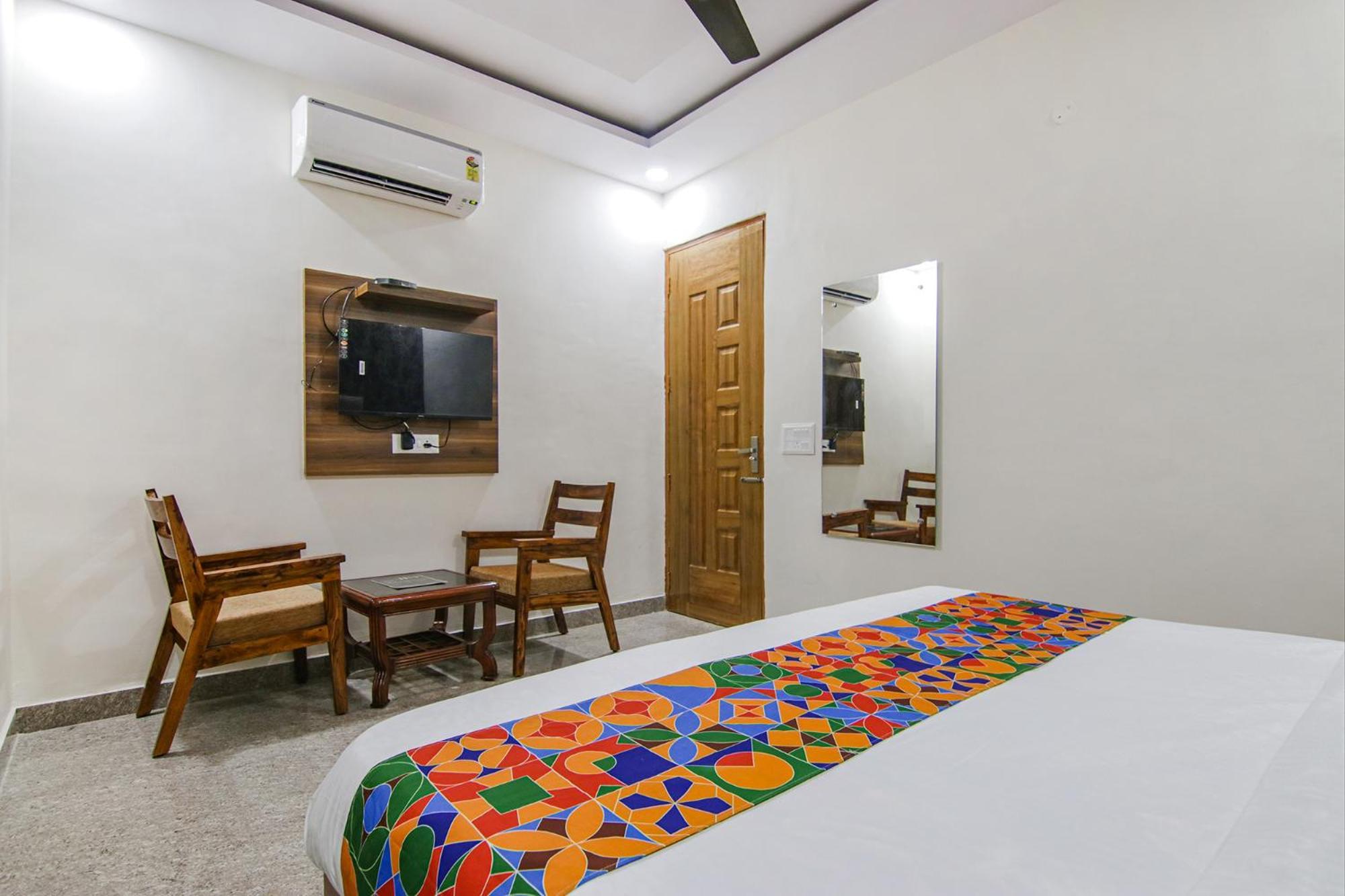 Fabhotel Hc South Crown Mohali Екстериор снимка